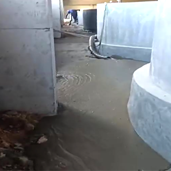 威海魚池間隙流態(tài)固化土回填